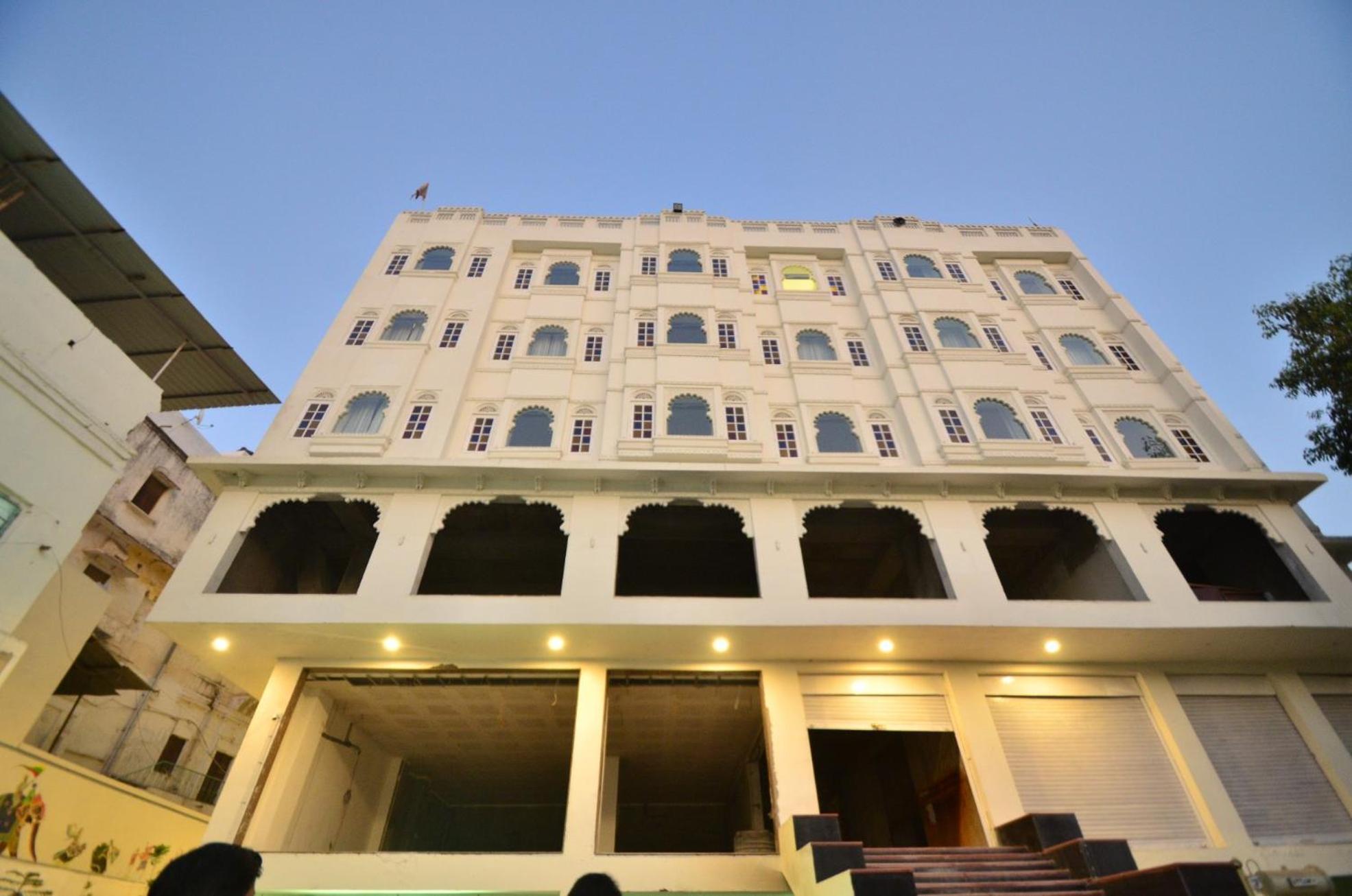 Aaram Mahal By Pachar Group Hotel อุเดเปอร์ ภายนอก รูปภาพ